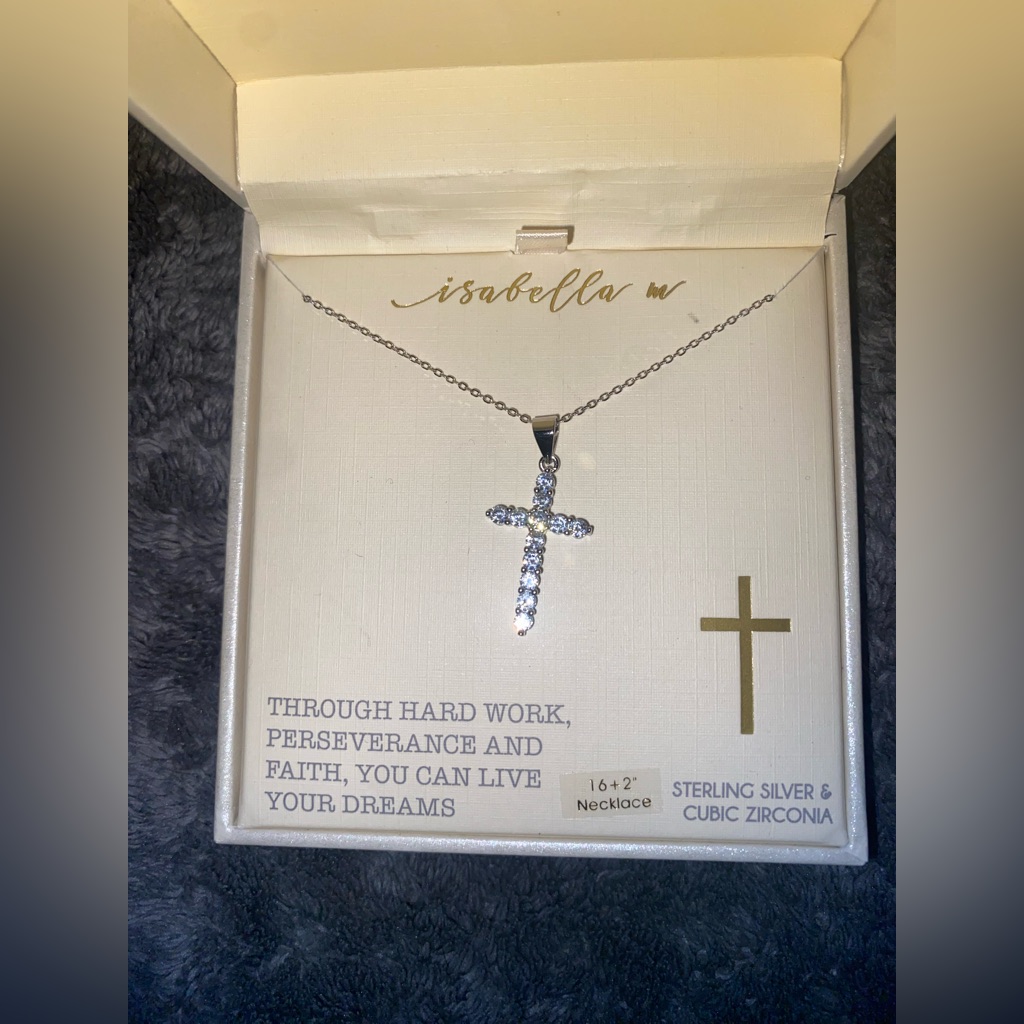 Bnib Isabella M Sterling Silver Cross Necklace 16” + 2” Extender $60